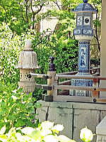 坐摩神社奉納の灯篭