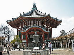 興福寺南円堂(国重文)